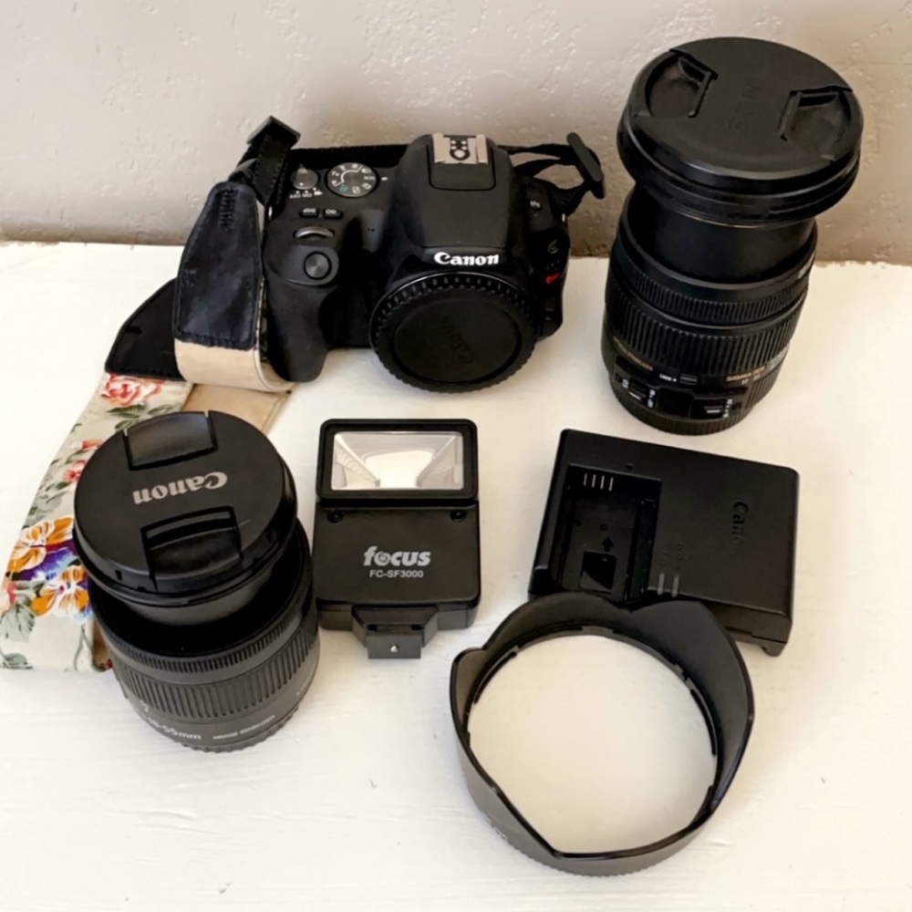 Canon Black Digital Camera with Zoom Lens and Flash
